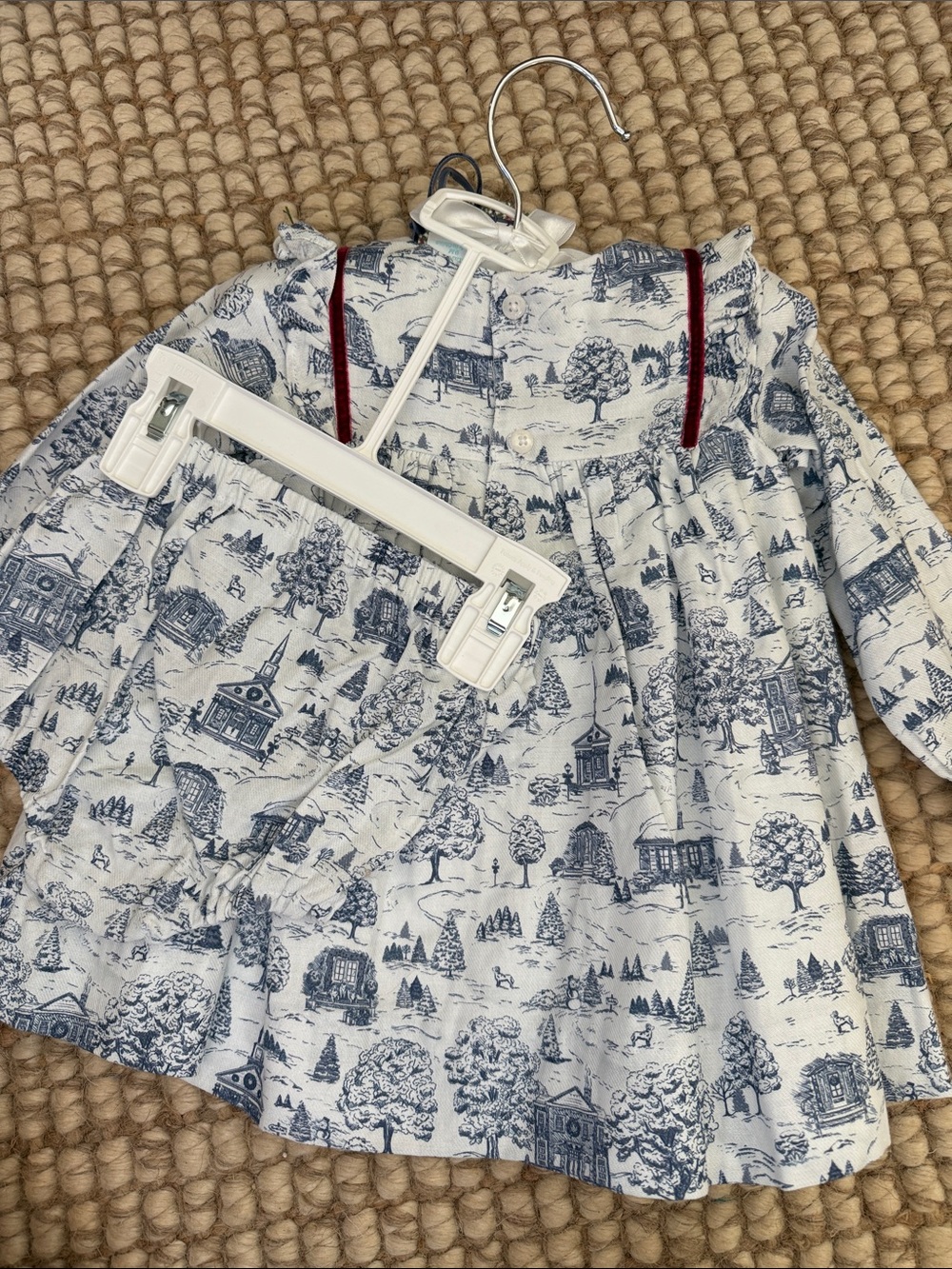 NWT Baby Girl Christmas Dress & Bloomers - Edgehill Collection - Picture 4 of 6